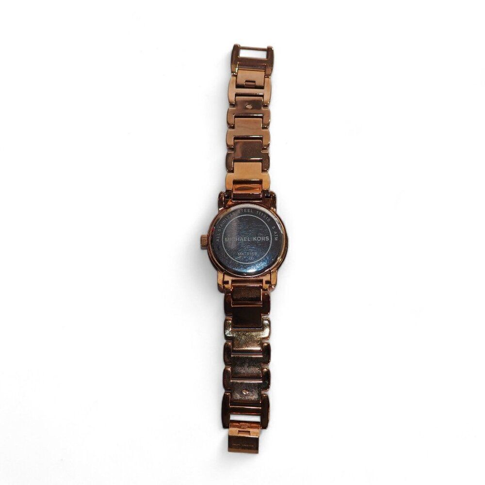 Michael Kors Women's MK3159 Signature Logo Face Rose Gold Watch - Picture 4 of 11